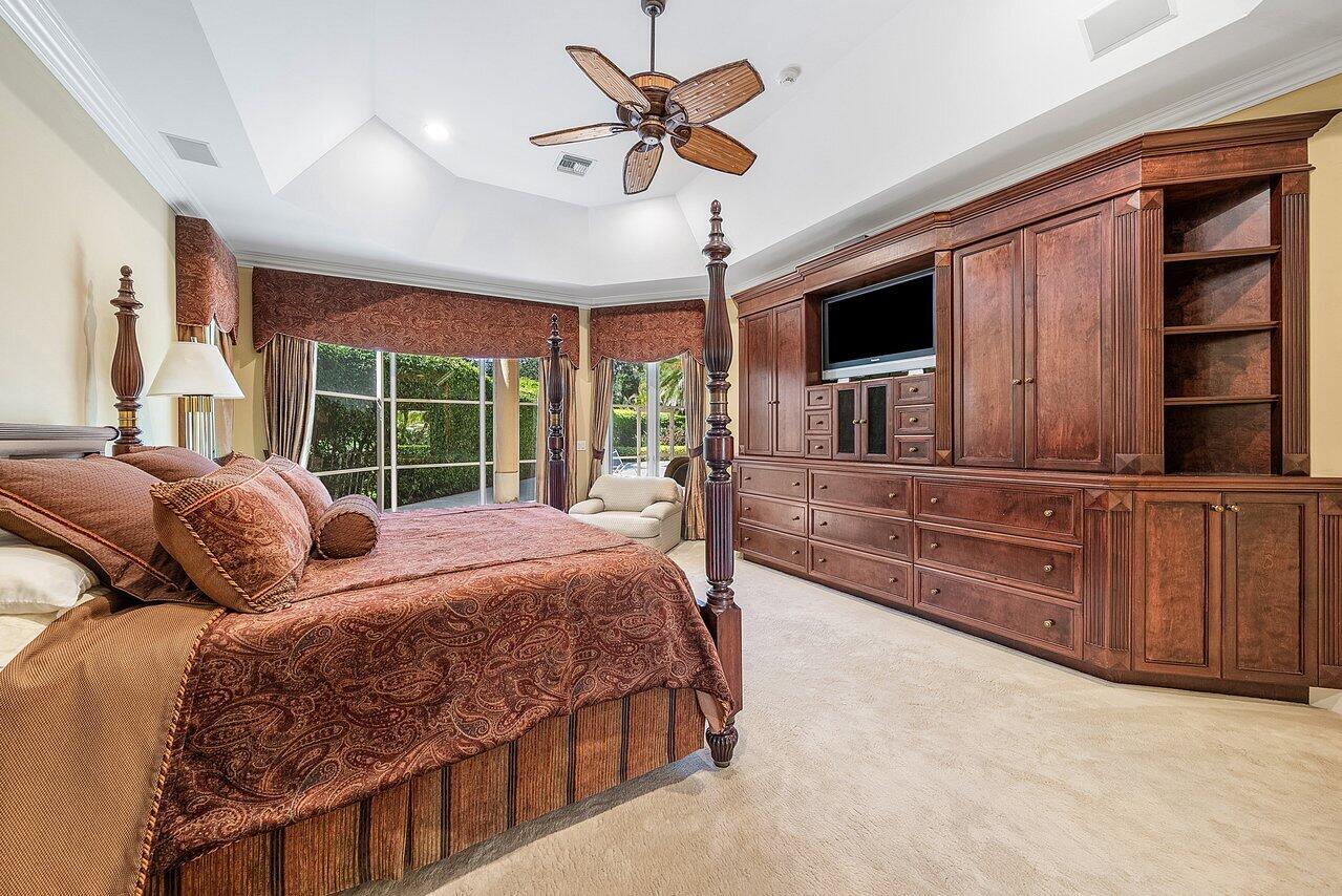 171 Spyglass Lane