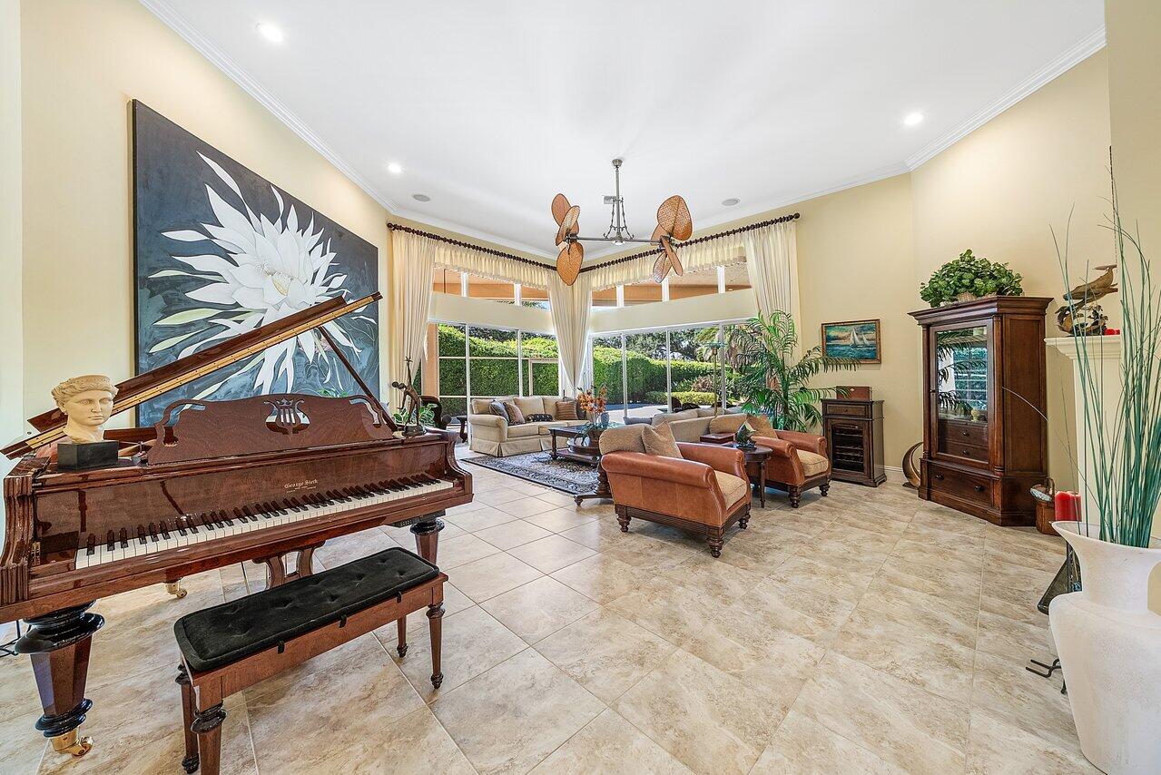 171 Spyglass Lane