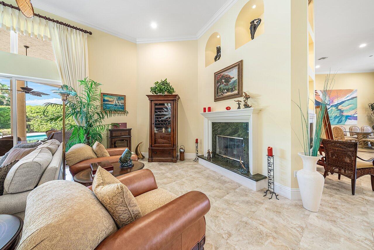 171 Spyglass Lane