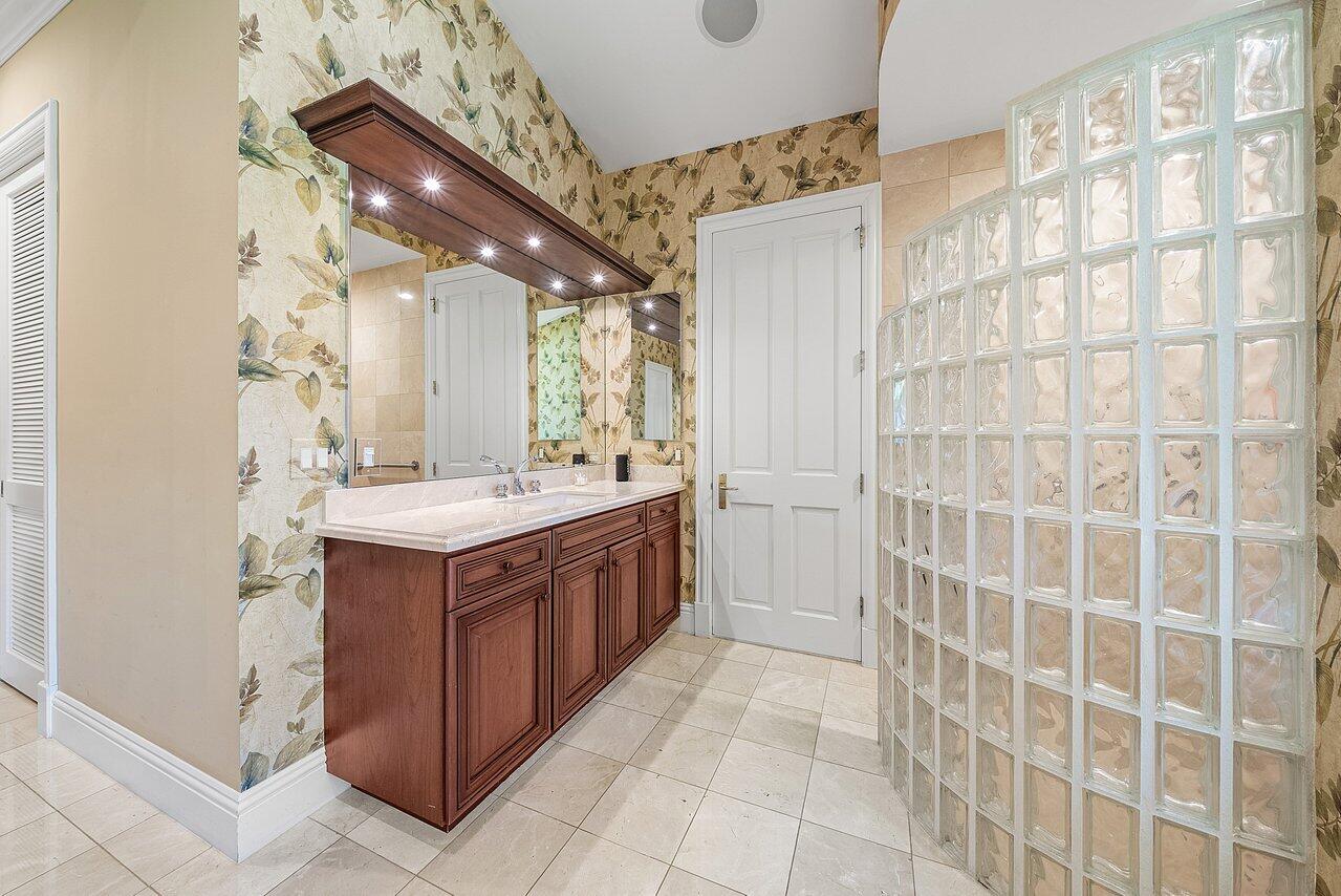 171 Spyglass Lane