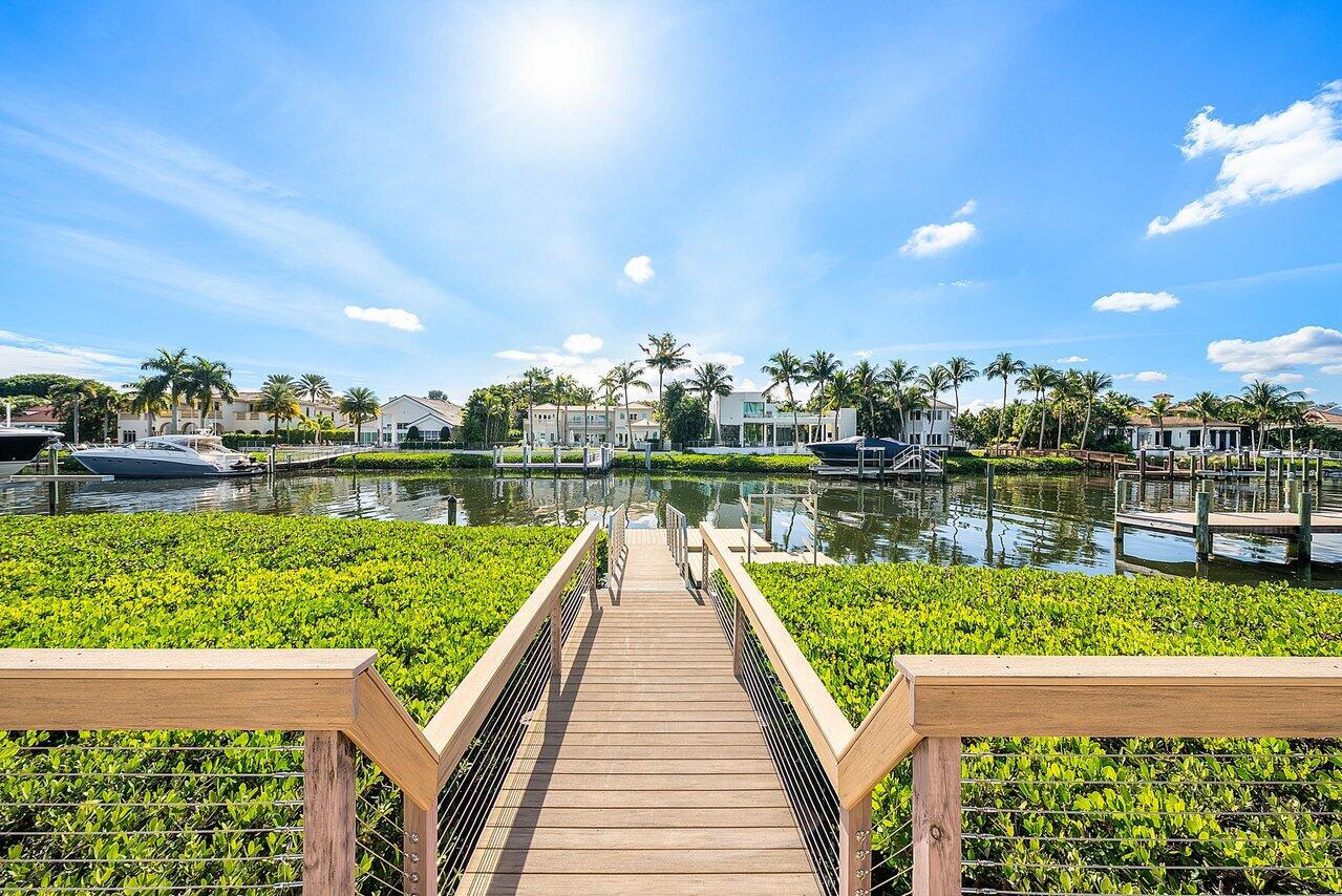 215 Island Drive