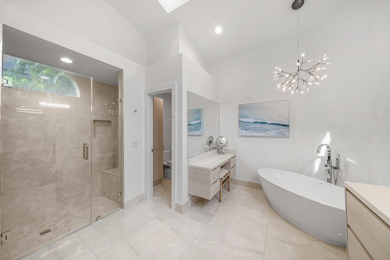 215 Island Drive