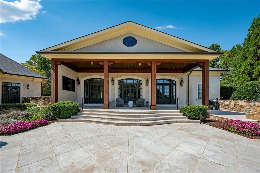 811 Hawks Nest Court