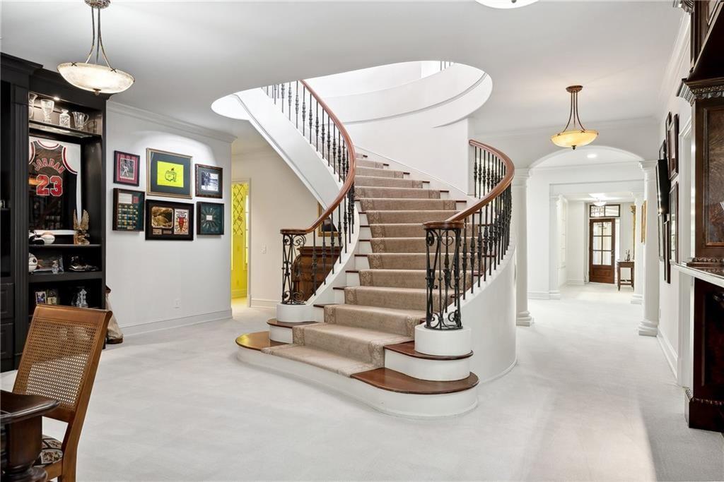 811 Hawks Nest Court