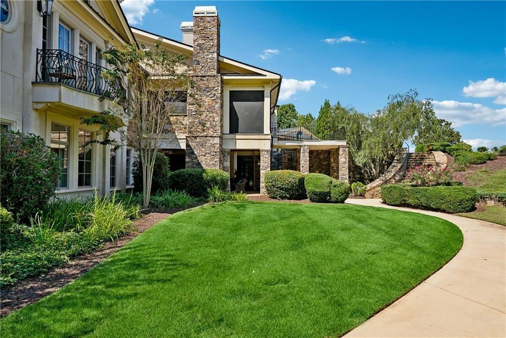 811 Hawks Nest Court