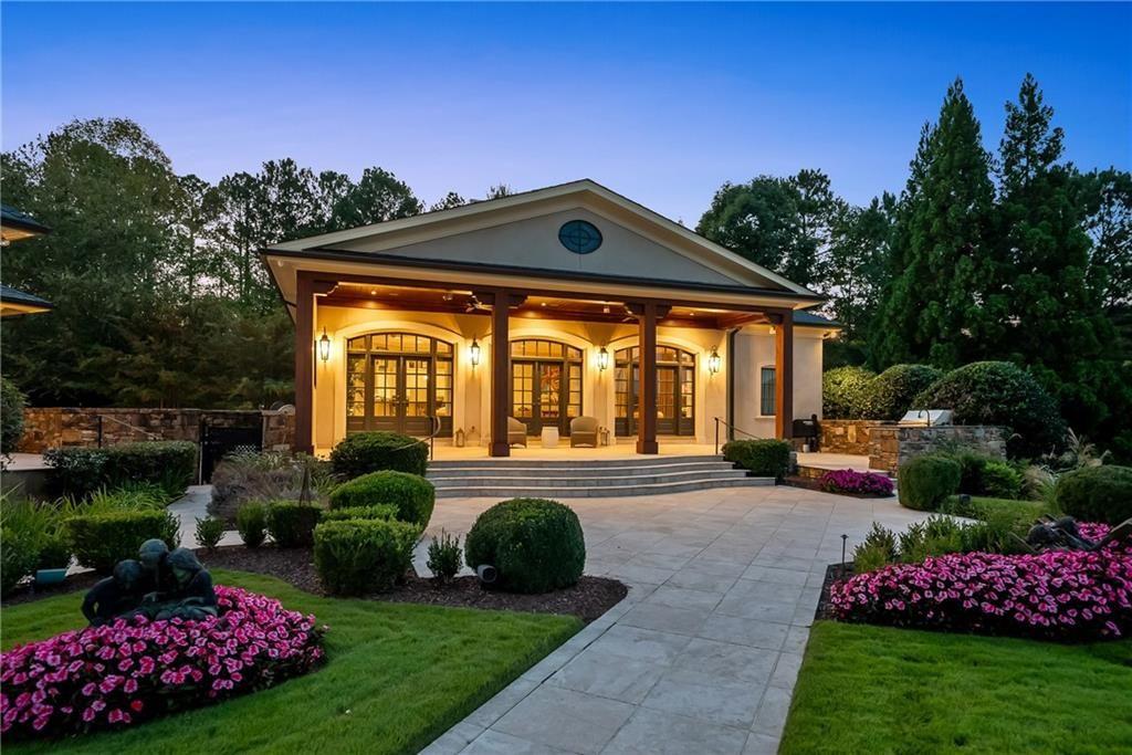 811 Hawks Nest Court