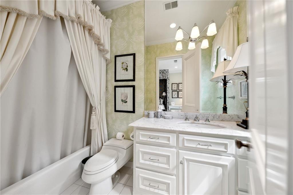 811 Hawks Nest Court