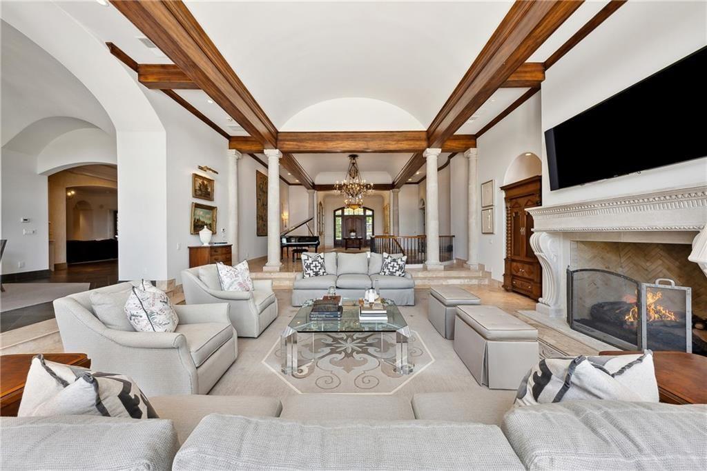 811 Hawks Nest Court