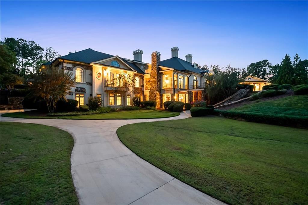 811 Hawks Nest Court