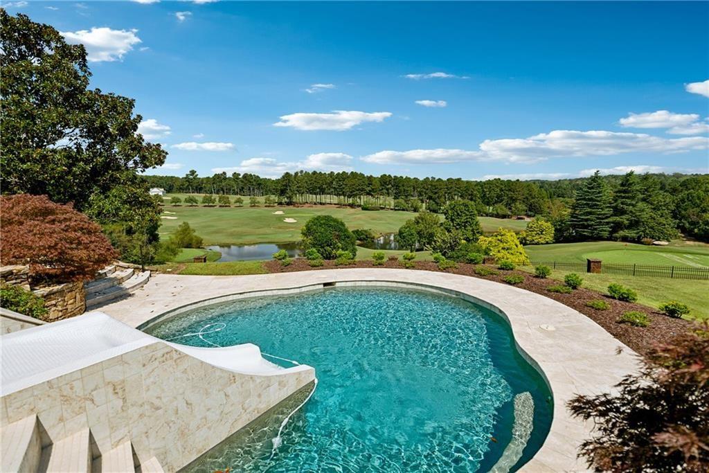 811 Hawks Nest Court