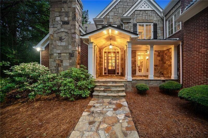 102 Townsend Pass