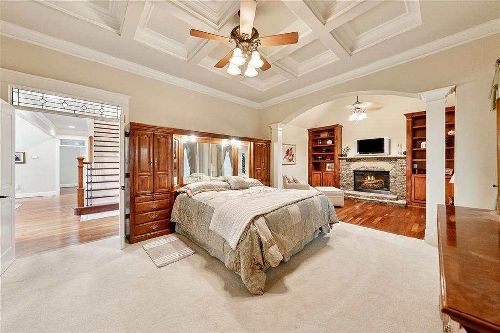 102 Townsend Pass