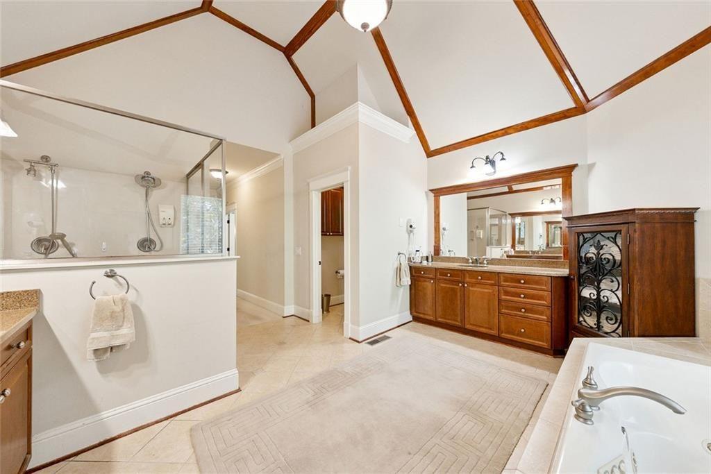 102 Townsend Pass