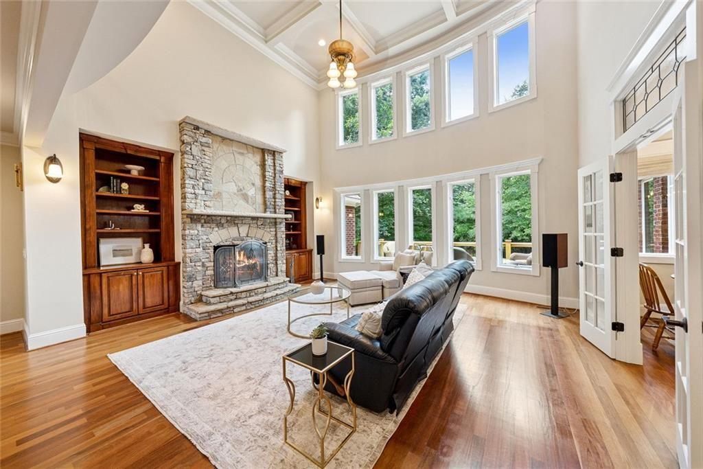 102 Townsend Pass