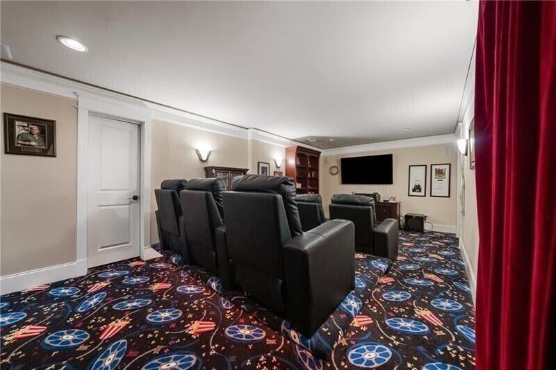 102 Townsend Pass