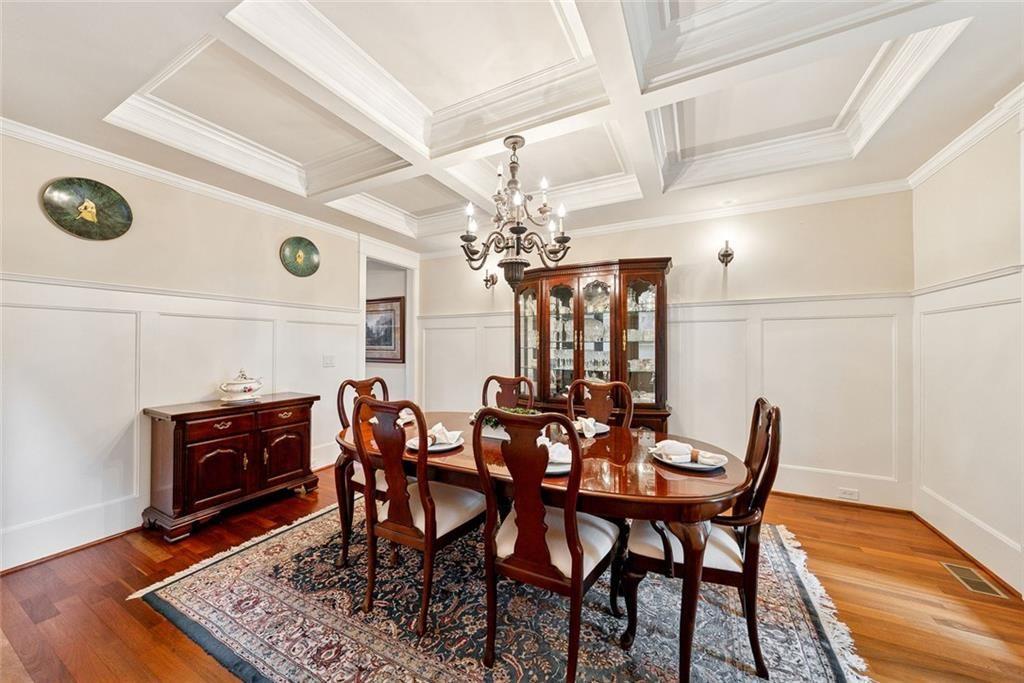 102 Townsend Pass