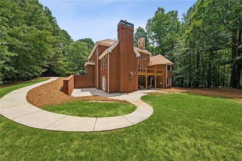 102 Townsend Pass