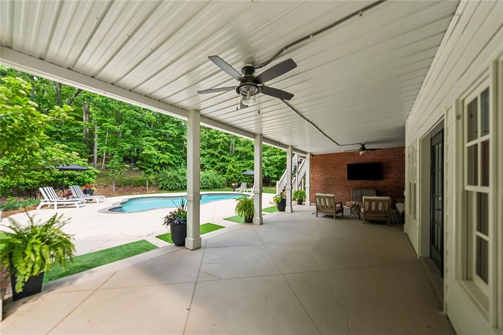 2195 Hickory Hill Road Road