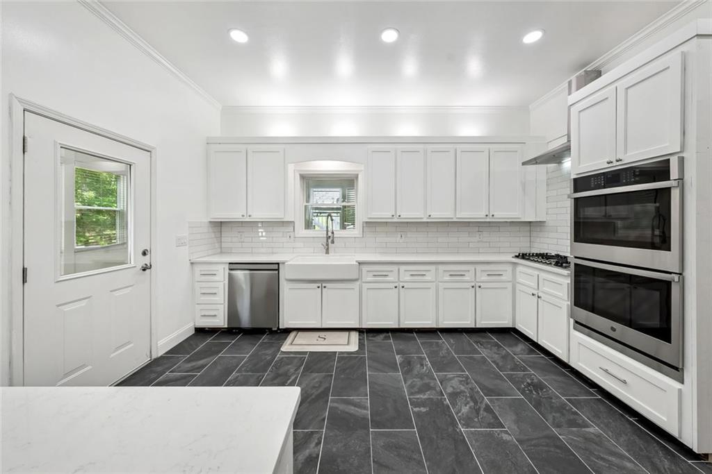 471 Henderson Lake Drive Drive