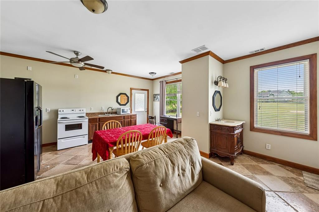 471 Henderson Lake Drive Drive