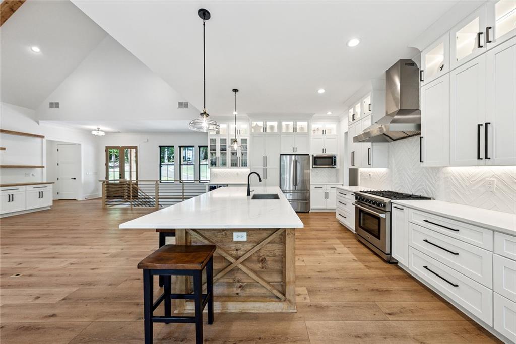 121 White Pen Road Road