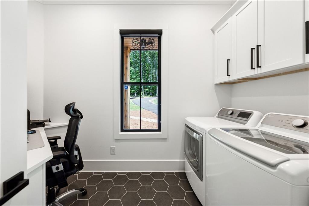 121 White Pen Road Road