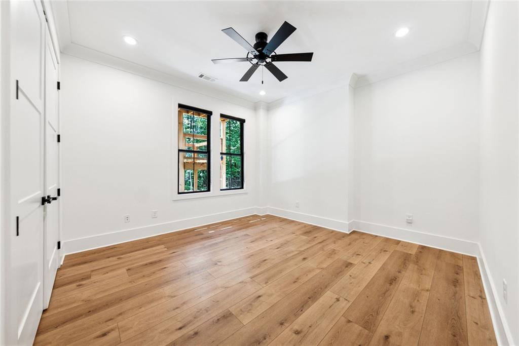 121 White Pen Road Road