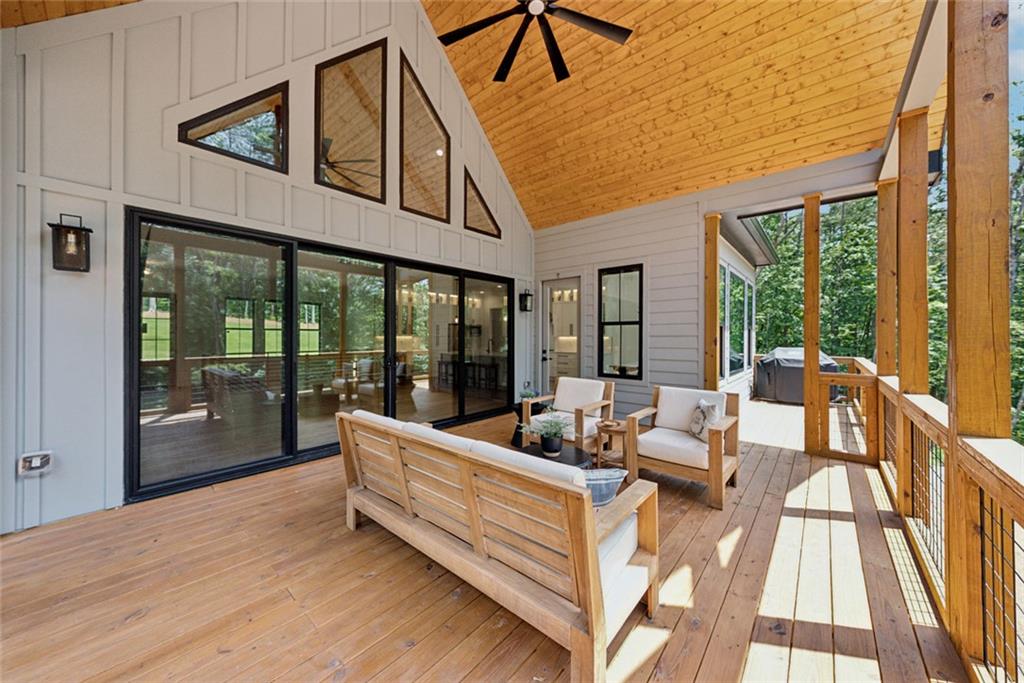 121 White Pen Road Road