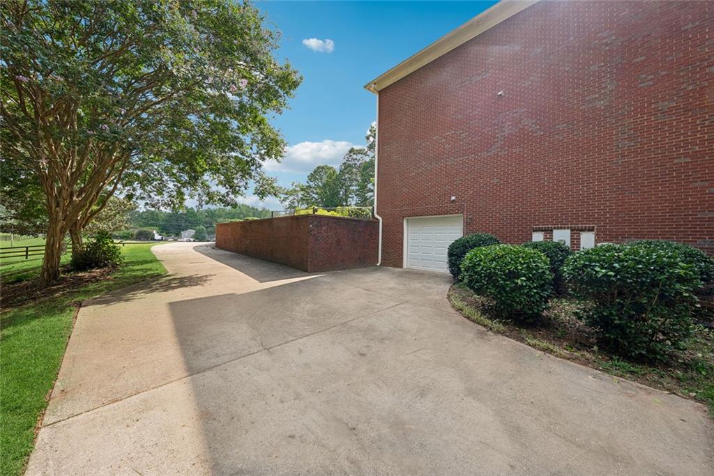 3309 Hamby Road