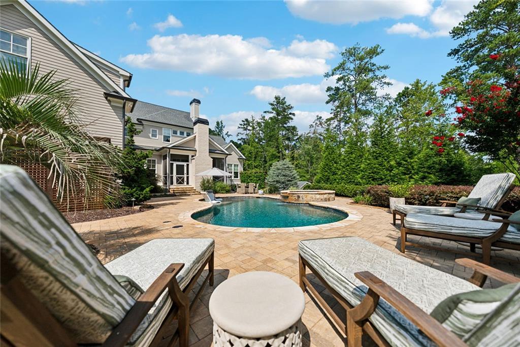 375 Hembree Road