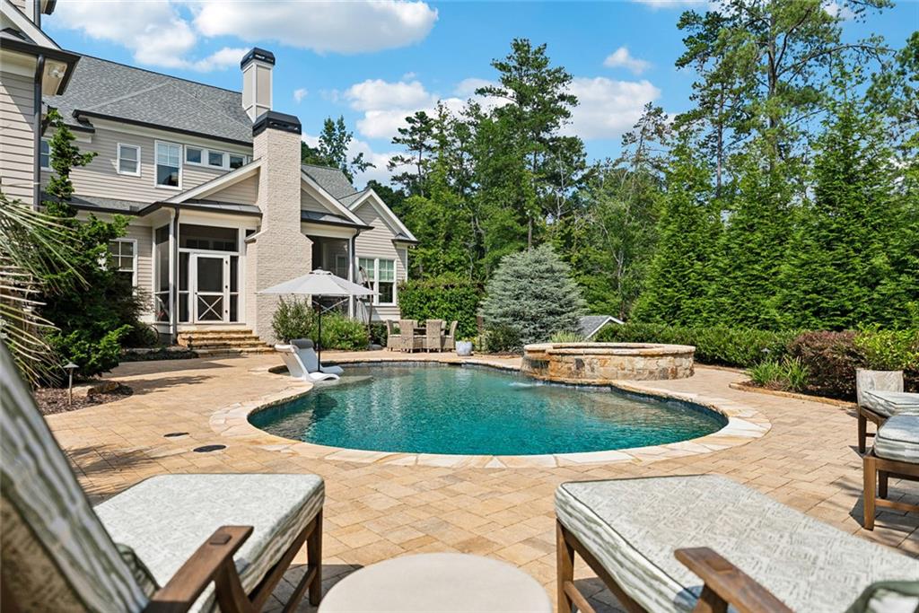 375 Hembree Road