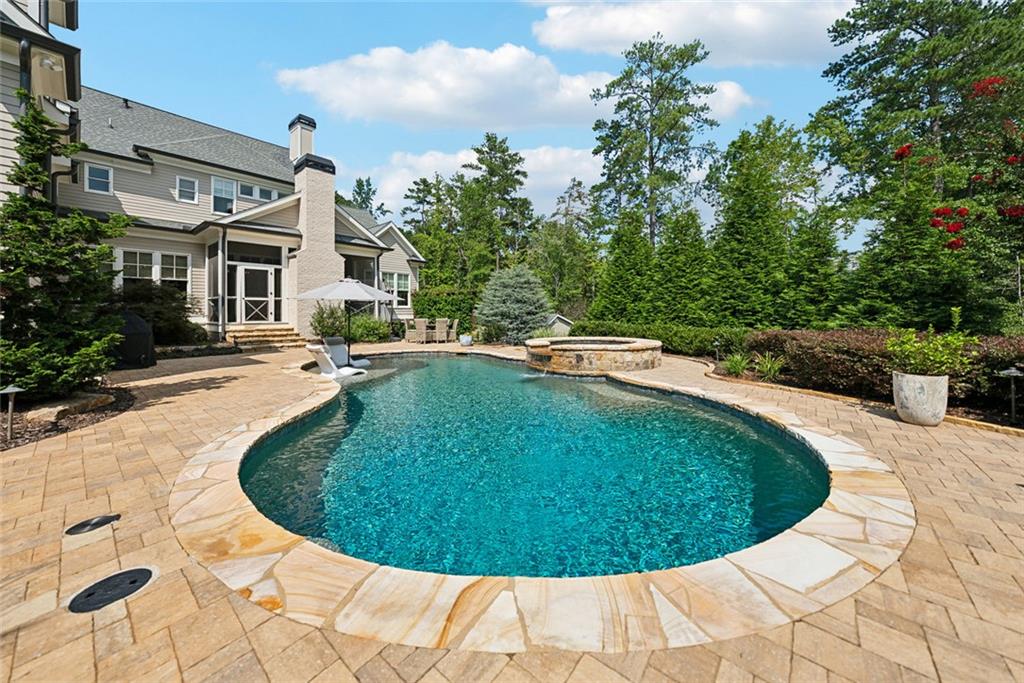 375 Hembree Road
