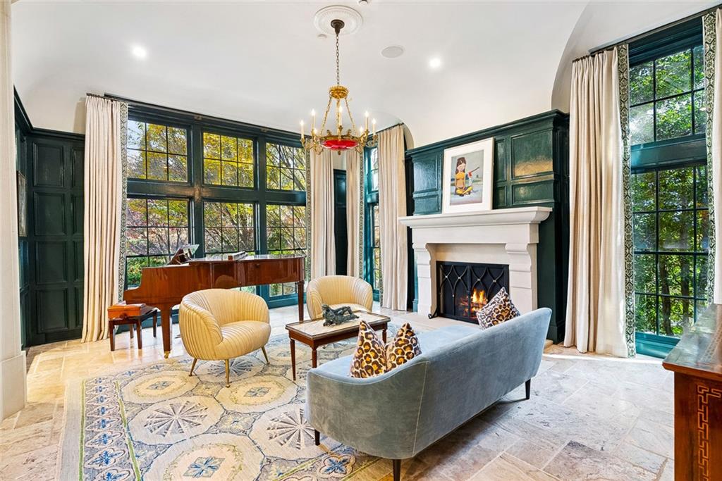 675 W Paces Ferry Road NW Unit 13