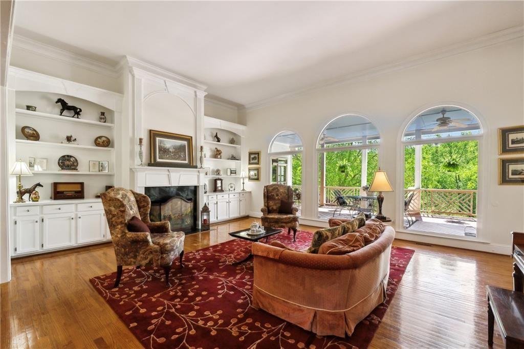 2230 Henry Scott