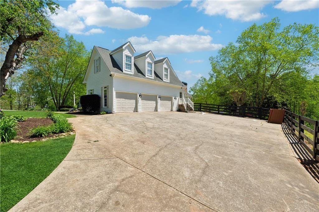 2230 Henry Scott