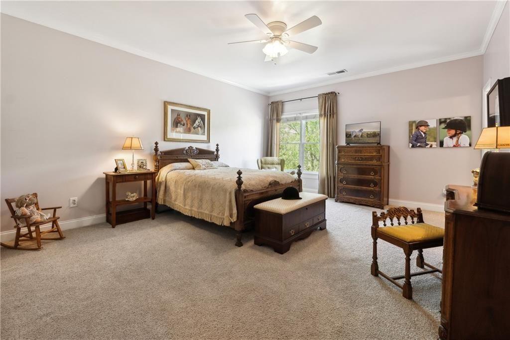 2230 Henry Scott
