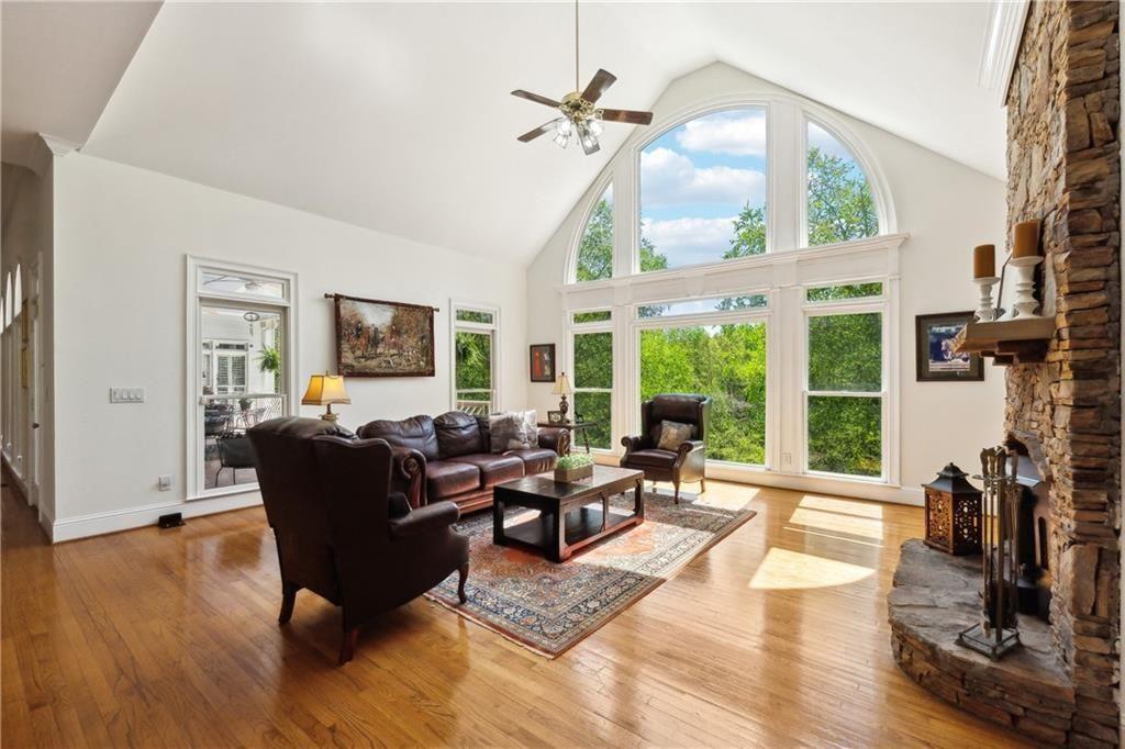 2230 Henry Scott