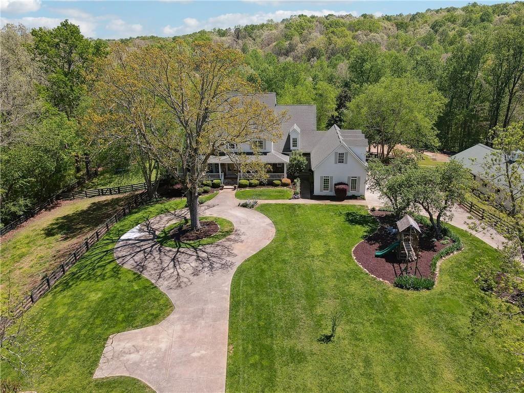 2230 Henry Scott