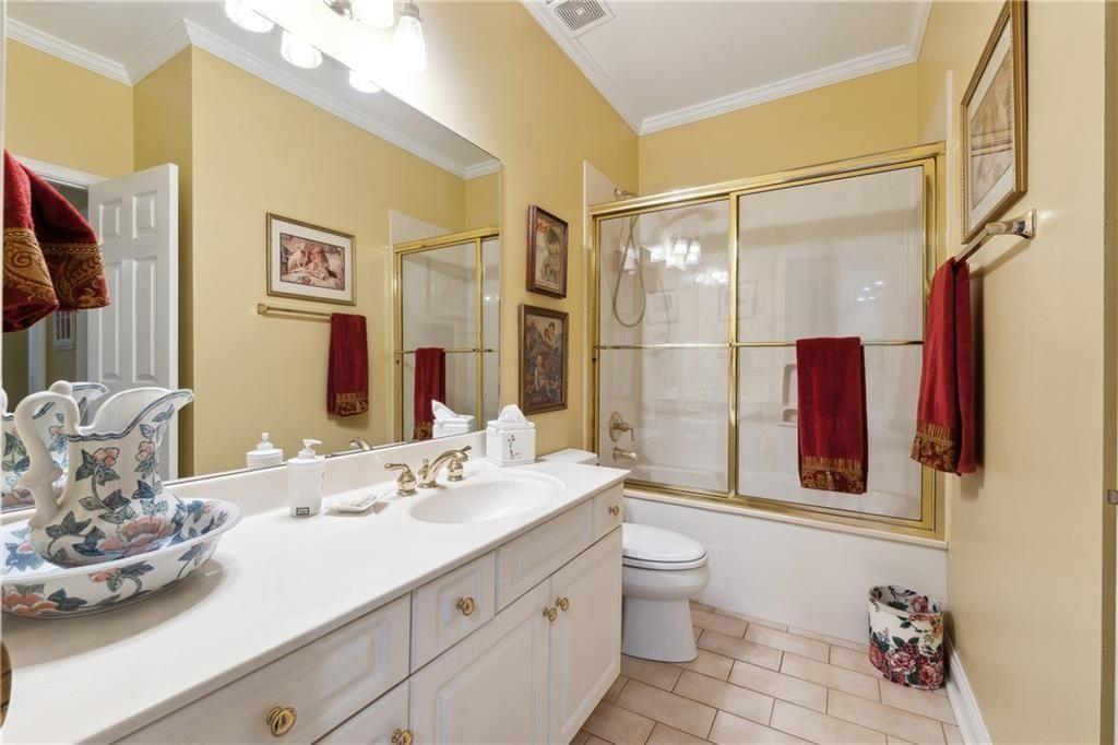 2230 Henry Scott