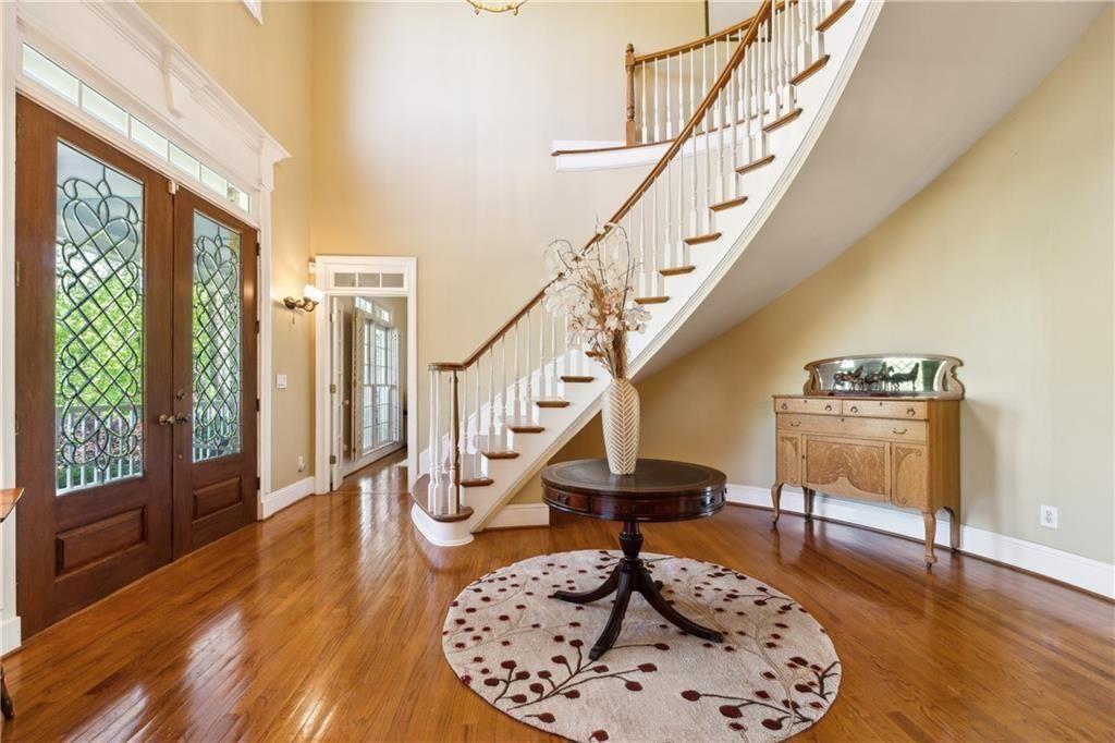 2230 Henry Scott