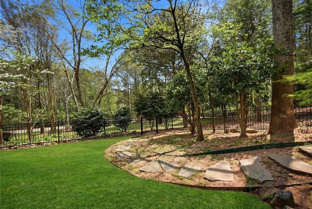 104 Crabapple Springs
