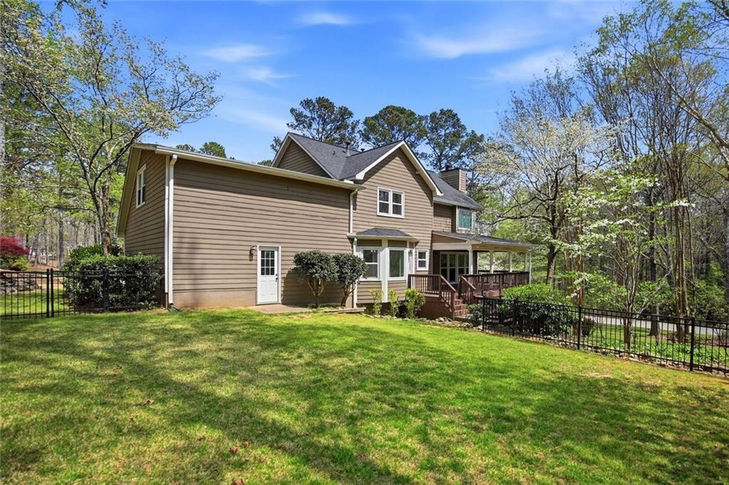 104 Crabapple Springs