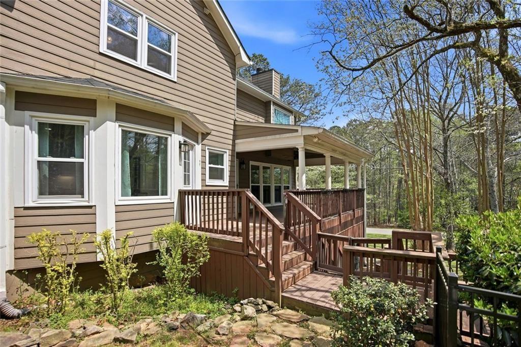 104 Crabapple Springs