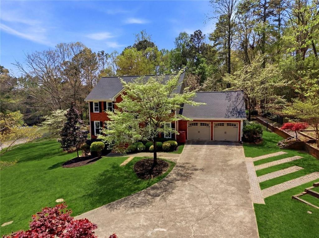 104 Crabapple Springs