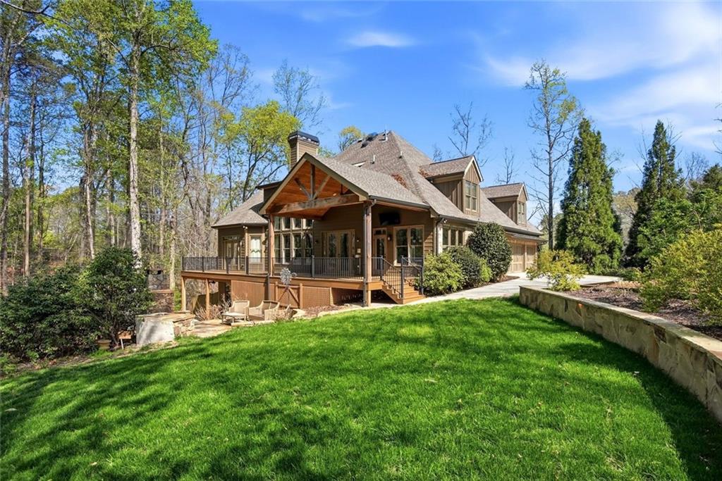 862 Waterford Estates Manor