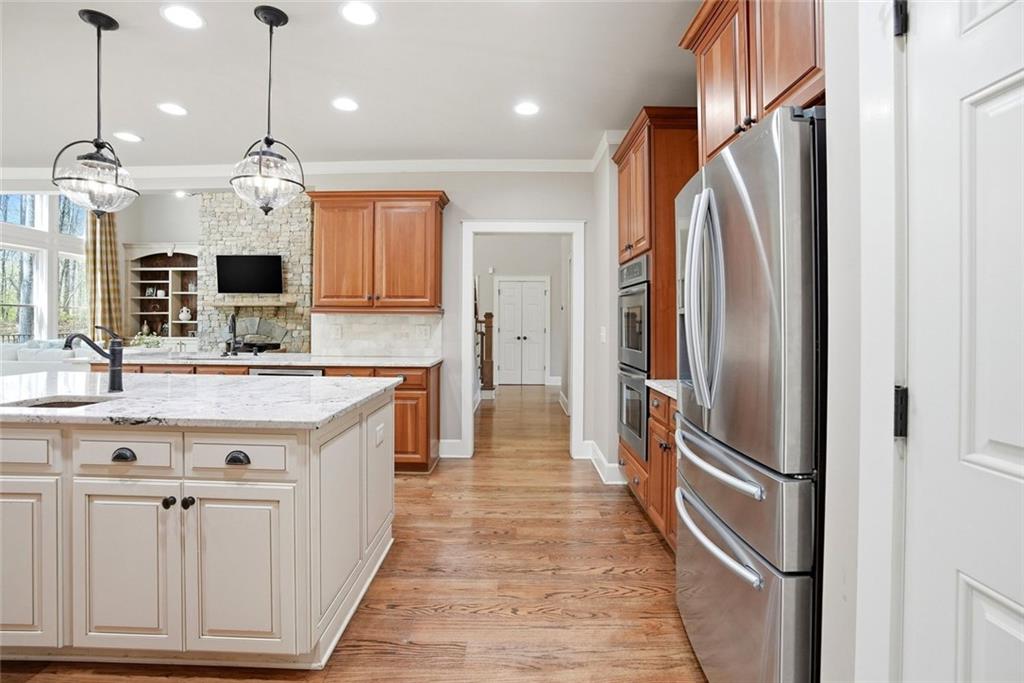 862 Waterford Estates Manor