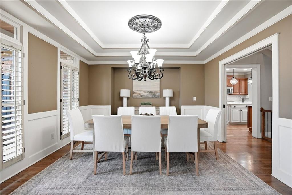 862 Waterford Estates Manor
