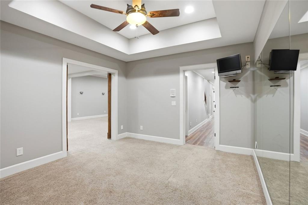 862 Waterford Estates Manor