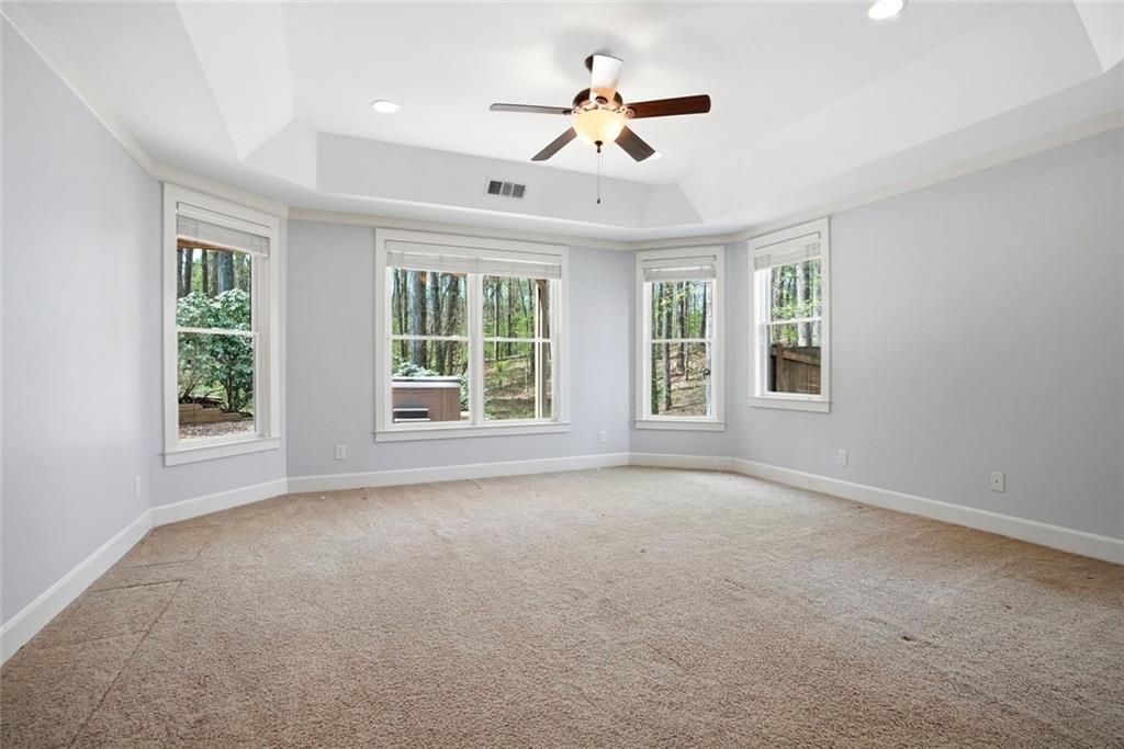 862 Waterford Estates Manor