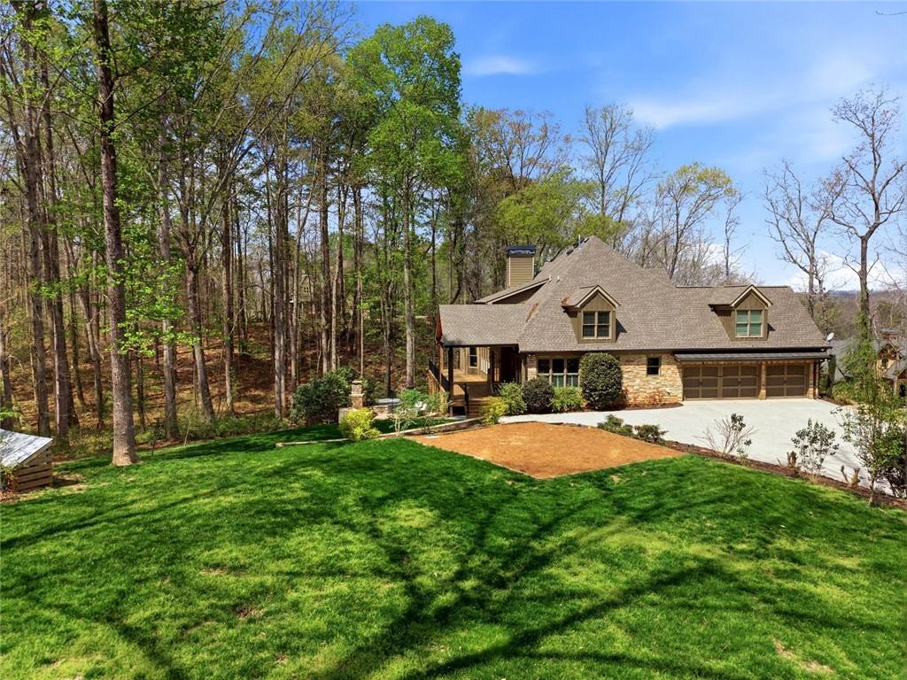 862 Waterford Estates Manor